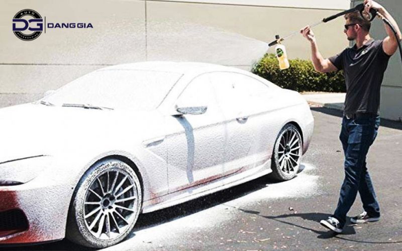 cach-rua-xe-o-to-tai-nha (5)