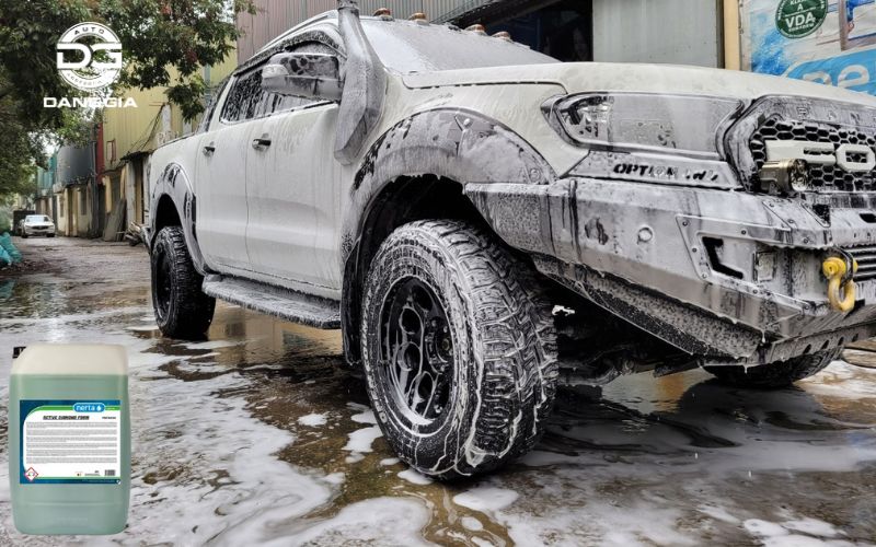 co-nen-rua-xe-bang-nuoc-rua-chen (3)