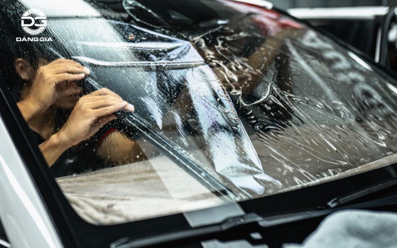 dan-phim-cach-nhiet-o-to-ha-noi