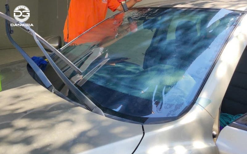 nen-dan-phim-cach-nhiet-mau-gi (4)